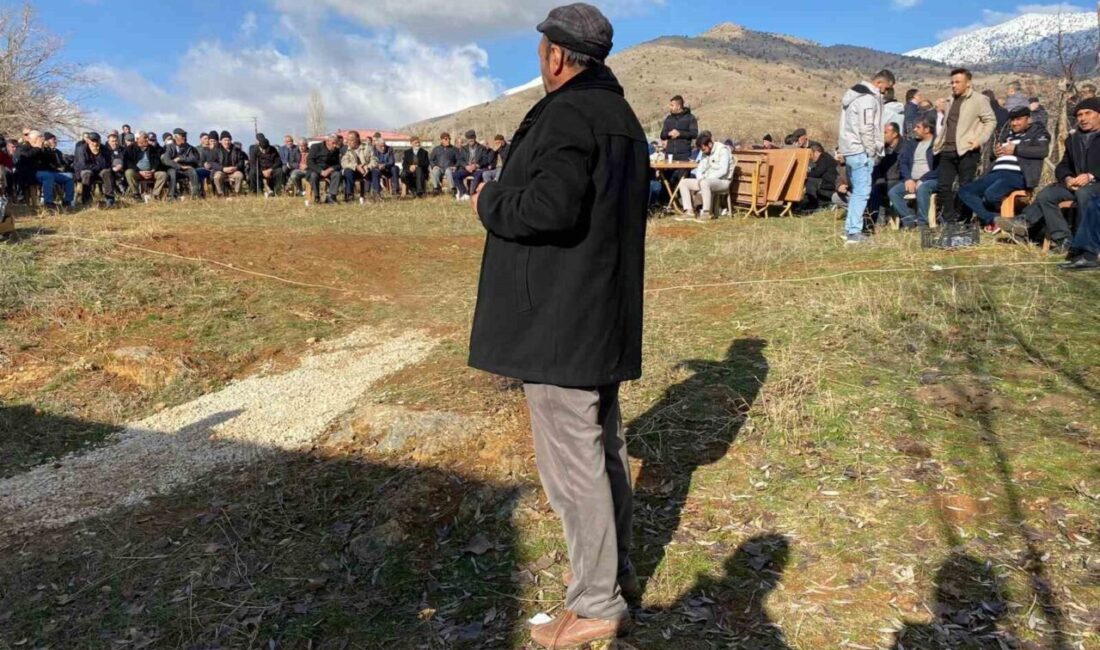 Kayseri'de bir apartman görevlisi olan Melek Gül, emekli başçavuş İ.Ş.