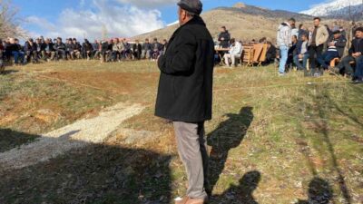 Kayseri'de bir apartman görevlisi olan Melek Gül, emekli başçavuş İ.Ş.