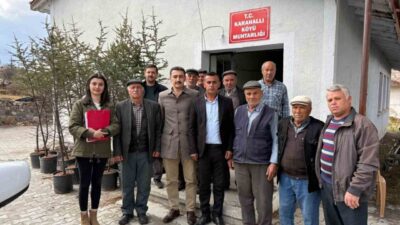 Afyonkarahisar'ın Şuhut ilçesine bağlı Paşacık ve Karahallı köylerinde çiftçi eğitim