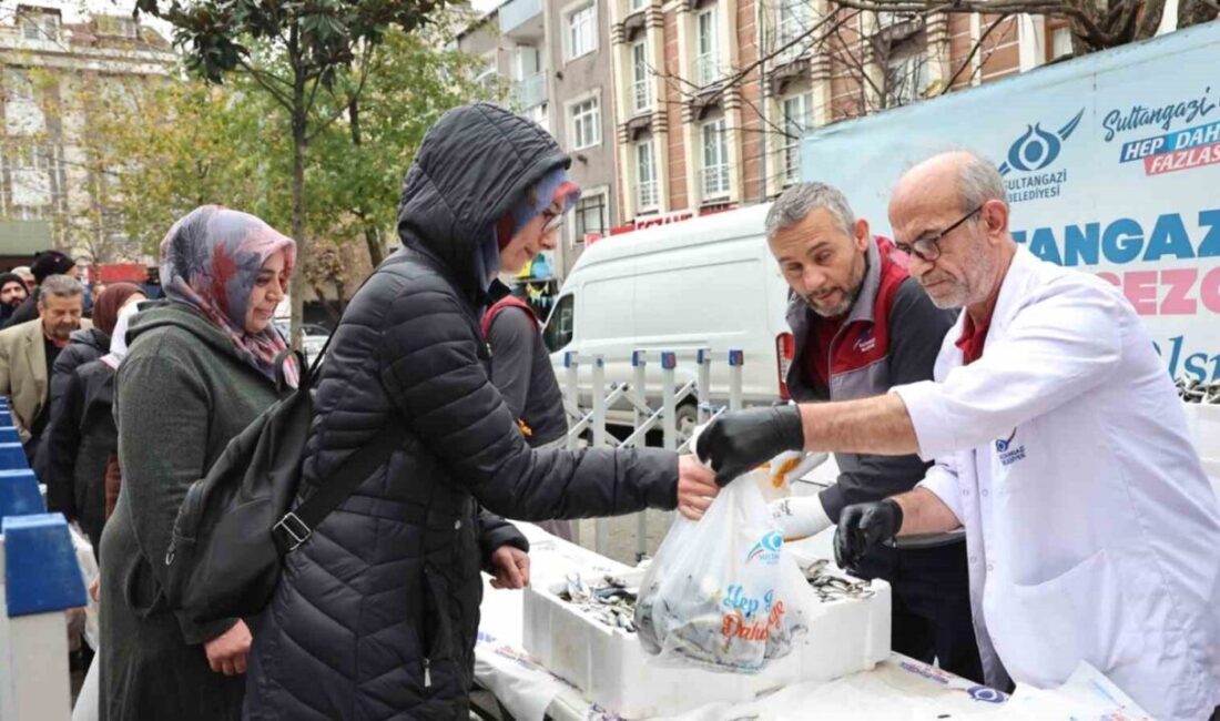Sultangazi Belediyesi’nden Ücretsiz İstavrit Dağıtımı, Vatandaşlar Büyük İlgi Gösterdi Sultangazi Belediyesi, İsmetpaşa Mahallesi'nde düzenlediği bir etkinlikle çok sayıda vatandaşa