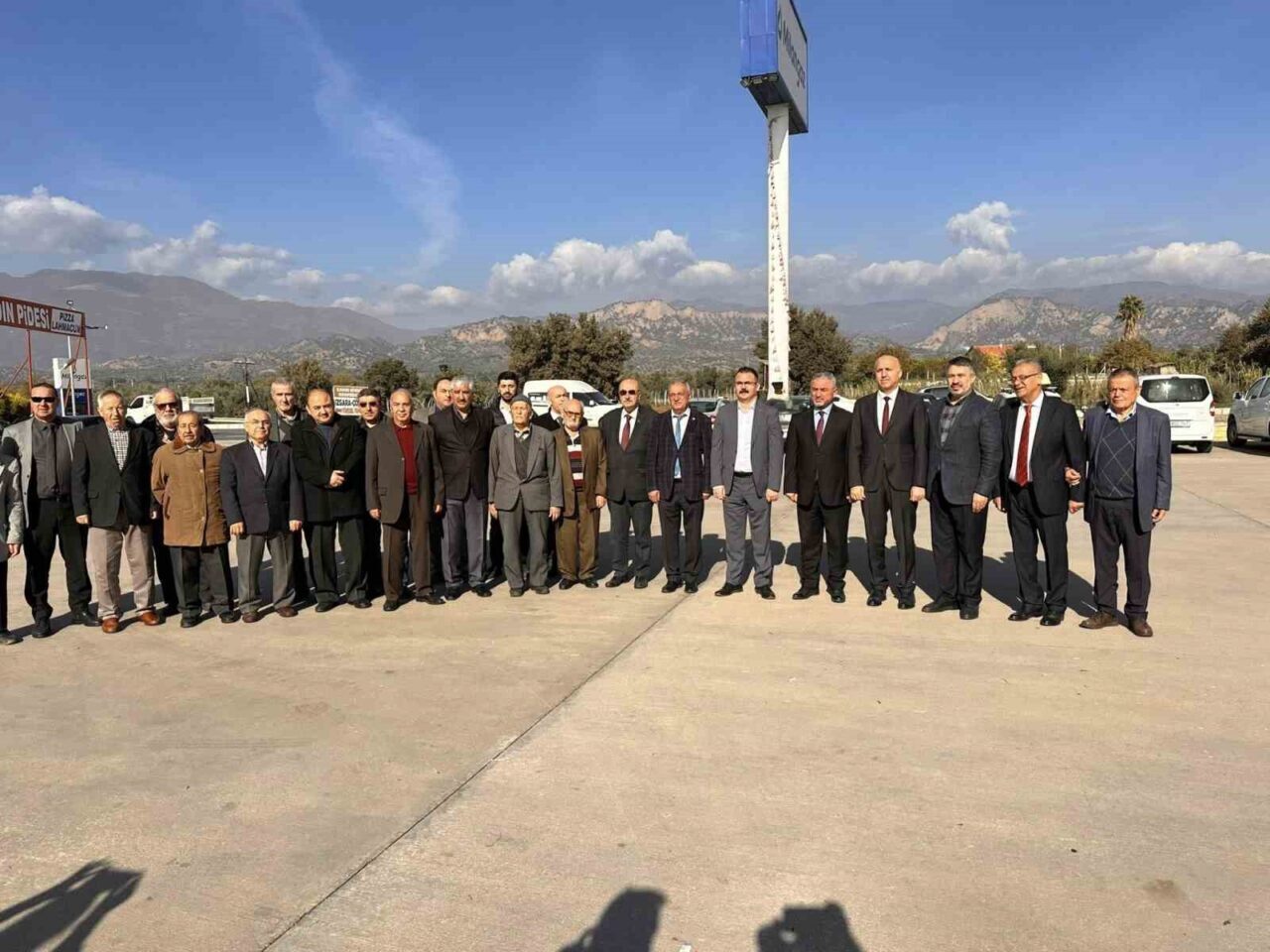 Sultanhisar İlçe Müftülüğü, emekli din görevlilerine yönelik bir yemek organizasyonu