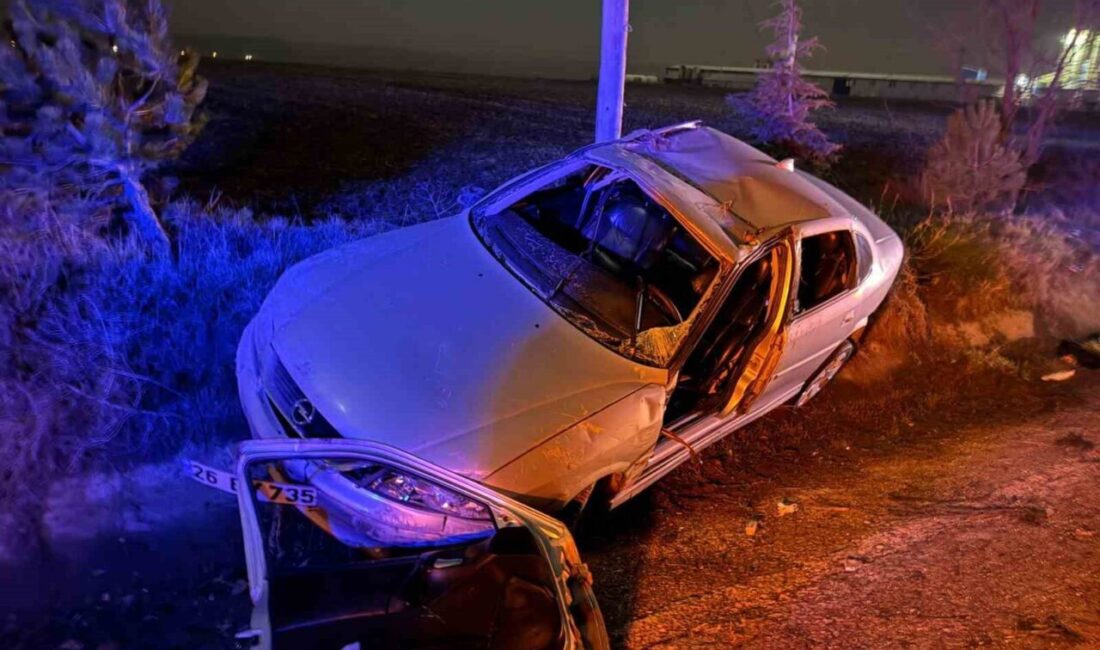 Eskişehir’de Kontrolden Çıkan Araç, Takla Atarak Şarampole Yuvarlandı; Sürücü Hafif Yaralarla Kurtuldu Eskişehir'de Bursa-Eskişehir karayolunda sürücüsünün kontrolünü kaybettiği otomobil, takla atarak şarampole