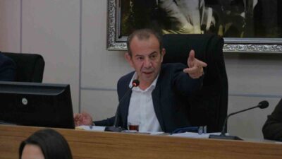 Bolu Belediye Başkanı Tanju Özcan, Düzce Belediye Başkanı Faruk Özlü'nün