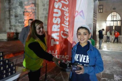 Tarsus Belediyesi, Regaib Kandili’nde Camilerde Kandil Simidi İkramında Bulundu