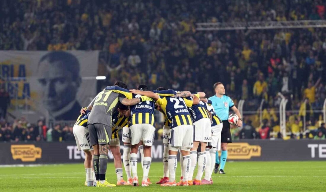 Fenerbahçe, Galatasaray derbisinde Teknik Direktör Domenico Tedesco'nun 3 oyuncu değişikliğiyle