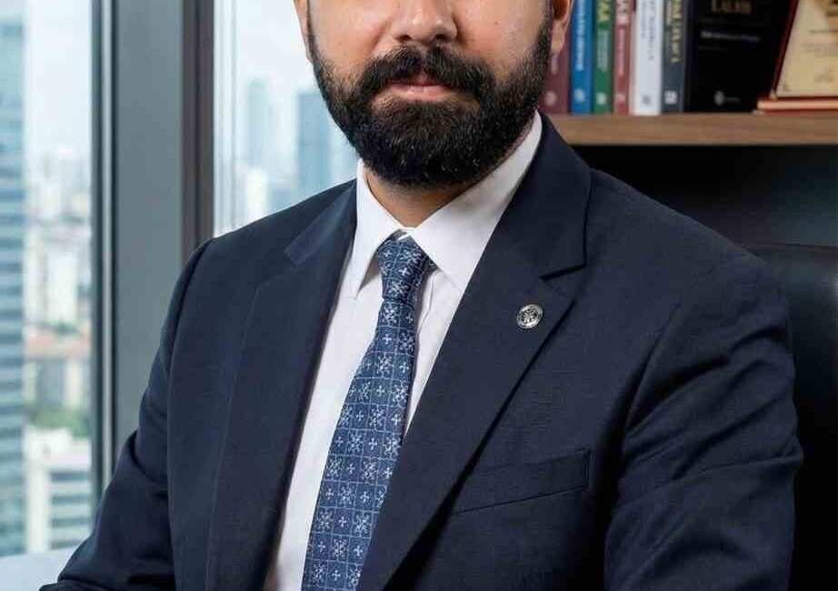 Coğrafi İşaret Tescili: Ekonomik Kalkınmanın Başlangıç Adımı Avukat Ahmet Çağrı Karaca, Erzurum'un Cağ Kebabı'nın coğrafi işaret tescilinin