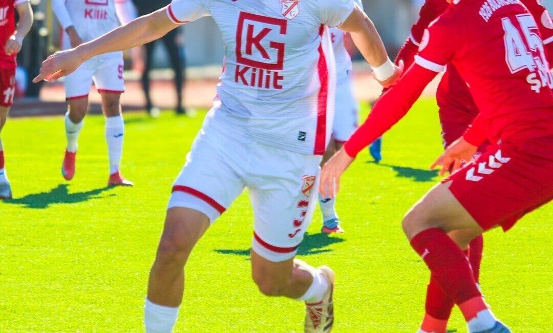 TFF 3. Lig 3. Grup'ta 1926 Bulancakspor, bulundukları statta Sebat