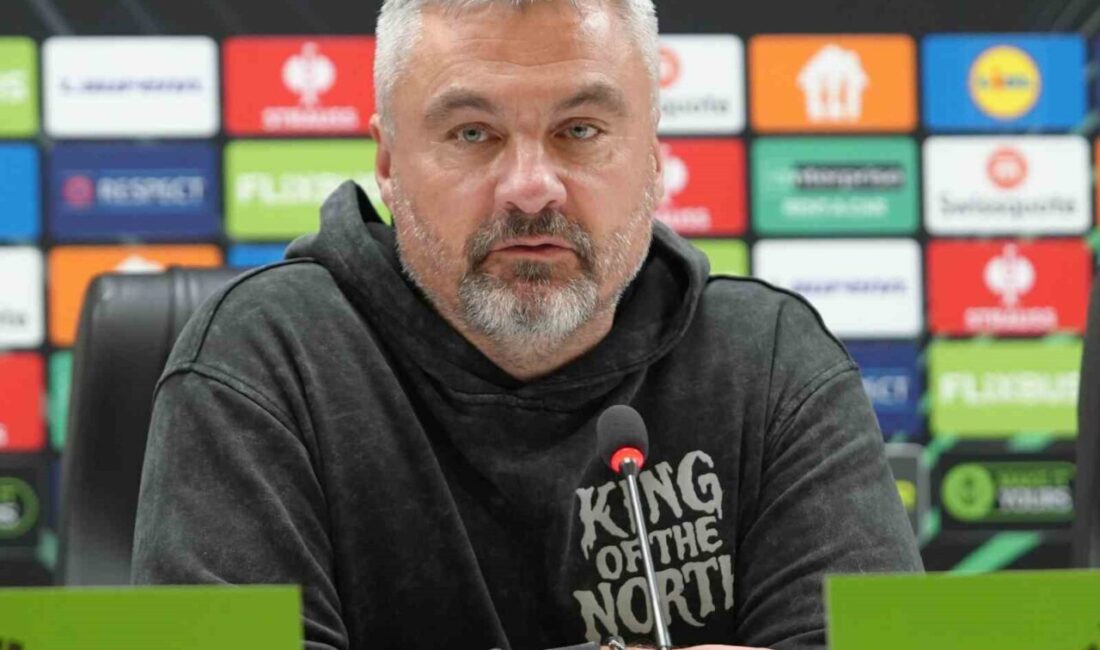 Samsunspor Teknik Direktörü Thomas Reis, AEK Atina yenilgisinin ardından gelecek maçlara odaklandıklarını belirtti. Samsunspor Teknik Direktörü Thomas Reis, AEK Atina'ya 2-1 kaybettikleri UEFA