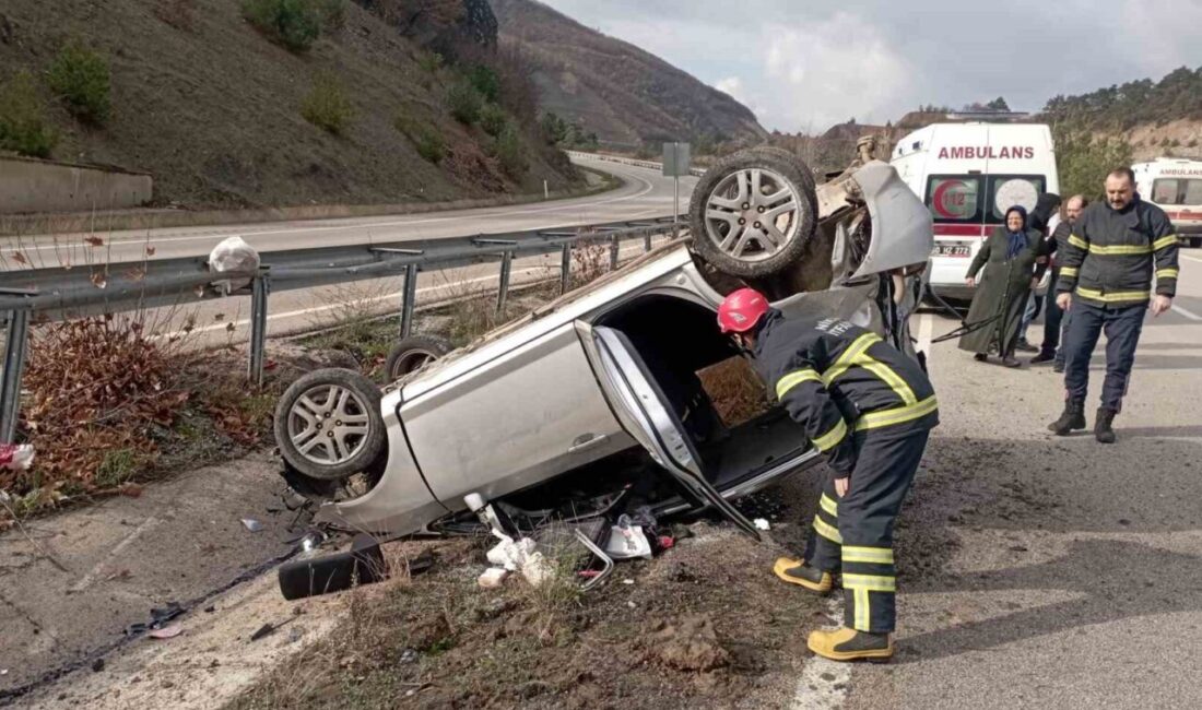 Tokat'ta Niksar-Reşadiye karayolunda meydana gelen trafik kazasında 5 kişi yaralandı.