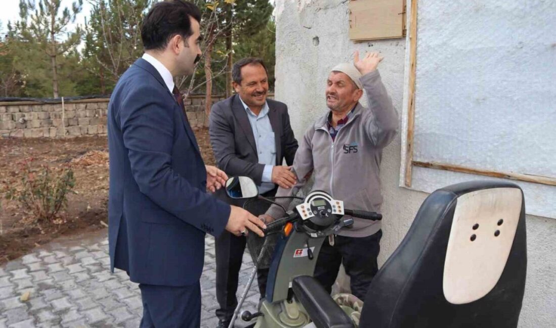 Tomarza Kaymakamı Selim Eser, 3 Aralık Dünya Engelliler Günü nedeniyle