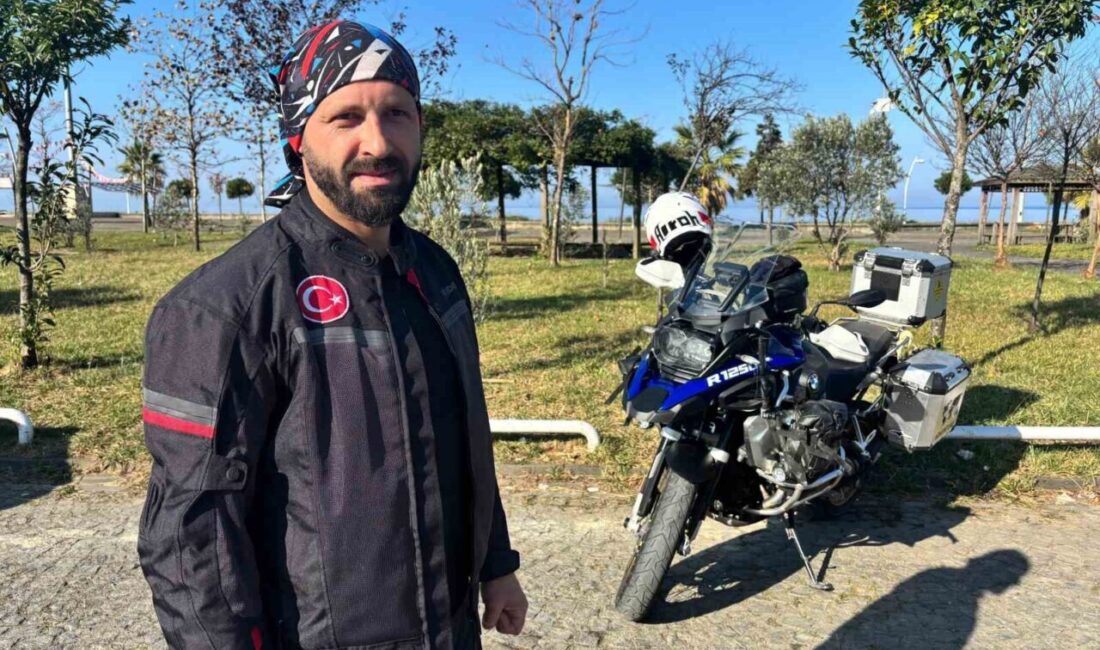 Trabzonlu İki Arkadaş, Motosikletle 11 Bin Kilometreyi 28 Günde Kat Ederek Umre Yolculuğunu Tamamladı Trabzon'un Of ilçesinden yola çıkan Ali Kurt ve Kerem Değirmenci,