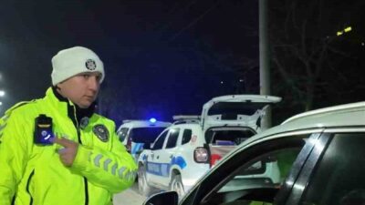 Sakarya'da trafik denetimlerinin şeffaflığını artırmak amacıyla İl Emniyet Müdürlüğü, polislerin