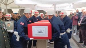 Mardin’deki trafik kazasında hayatını kaybeden Üsteğmen Yusuf Çürüttü, Kayseri'de düzenlenen