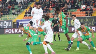 Trendyol Süper Lig’in 15. haftasında Alanyaspor ile Antalyaspor, Alanya'da karşı
