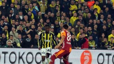 Trendyol Süper Lig'in 14. haftasında Fenerbahçe, Galatasaray ile 1-1 berabere