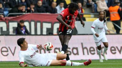 Gençlerbirliği, Fatih Karagümrük’ü 3-0’lık skorla geçerek zorlu maçı galibiyetle tamamladı Trendyol Süper Lig'in 15. haftasında Gençlerbirliği, Eryaman Stadyumu'nda Fatih Karagümrük'ü