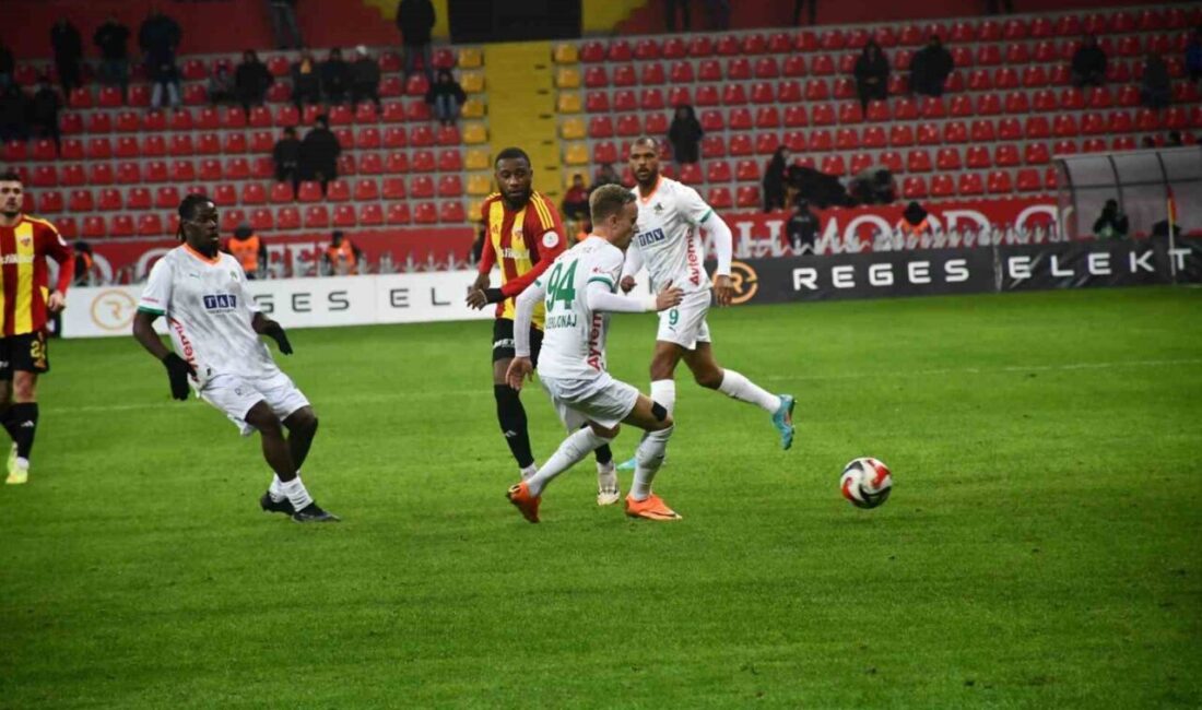Trendyol Süper Lig'in 16. haftasında Kayserispor, Corendon Alanyaspor'la 0-0 berabere