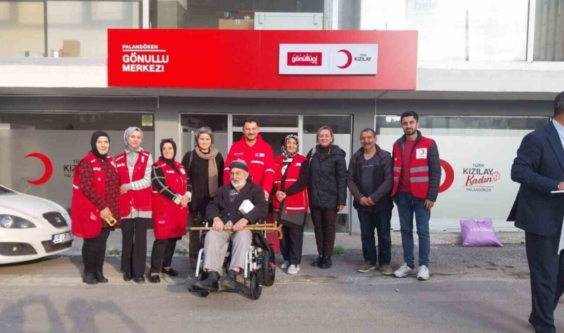 Türk Kızılay Palandöken Şubesi, Dünya Engelliler Günü’nde 12 engelli bireye akülü ve manuel tekerlekli sandalye dağıttı. Türk Kızılay Palandöken Şubesi, 3 Aralık Dünya Engelliler Günü dolayısıyla