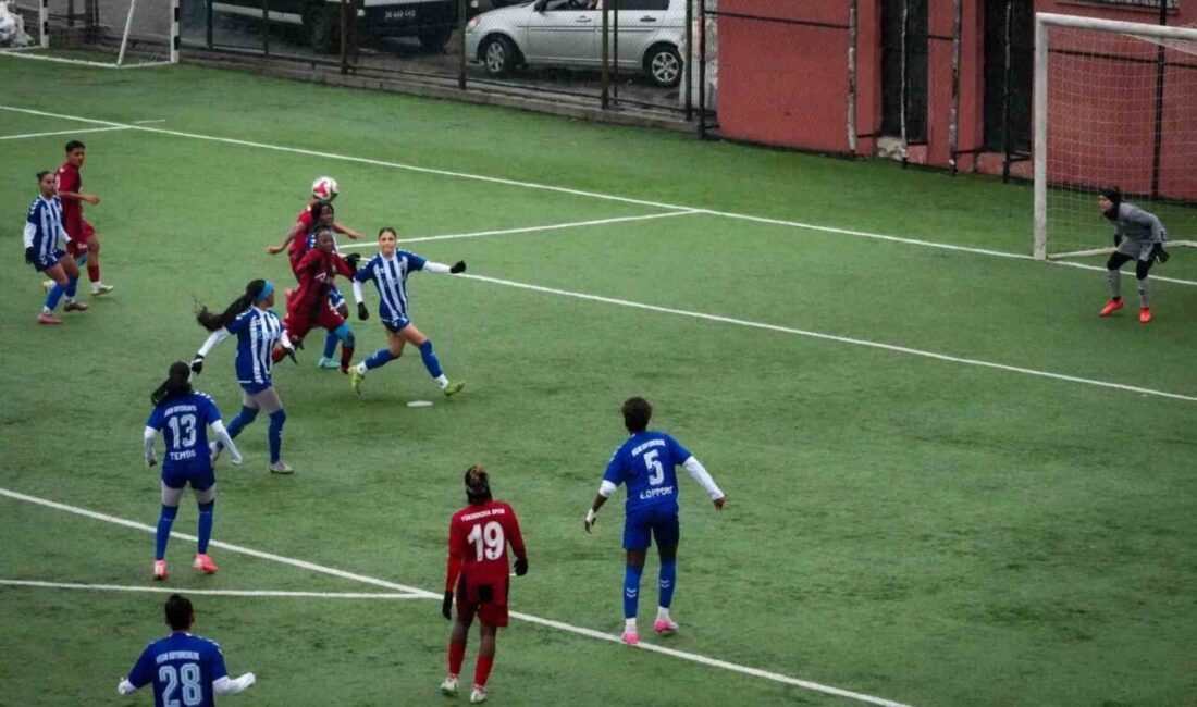 Hakkarigücü Spor, Yüksekova SK’ya Evinde Yenildi: Maç Sonrası Vali Çelik’ten Destek Mesajı Hakkarigücü Spor, Kadın Futbol Süper Ligi'nde Yüksekova SK'ya 1-0 mağlup