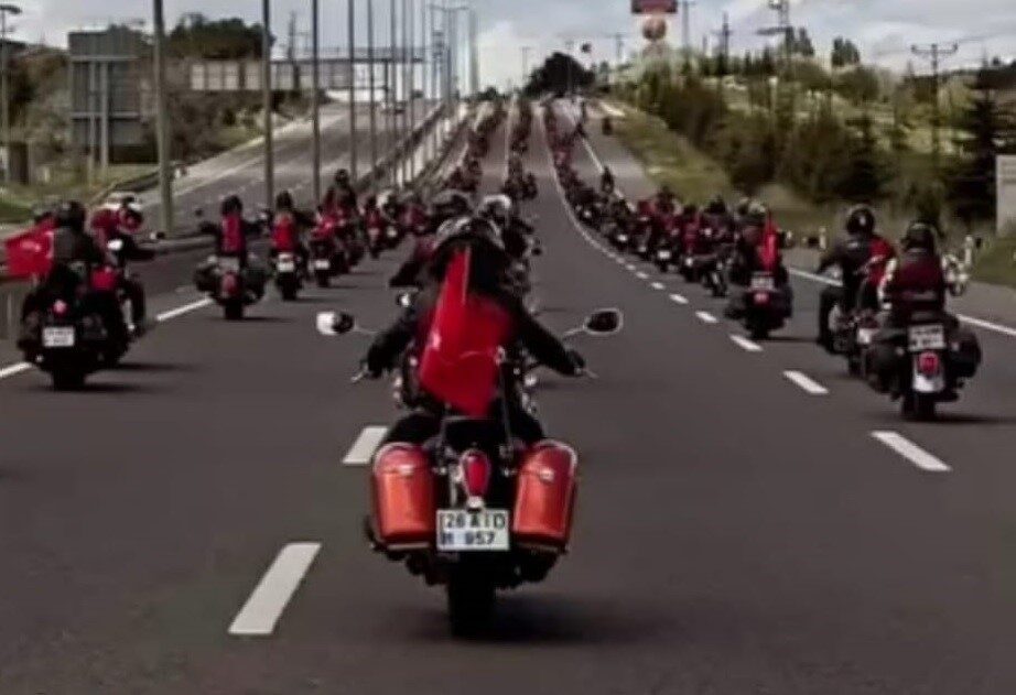 Türkchopper MC, Bilecik’te Motosiklet Tutkunları İçin Yeni Temsilcilik Kurdu Türkchopper MC, güçlü kardeşlik ve toplumsal sorumluluk anlayışıyla Bilecik’te il