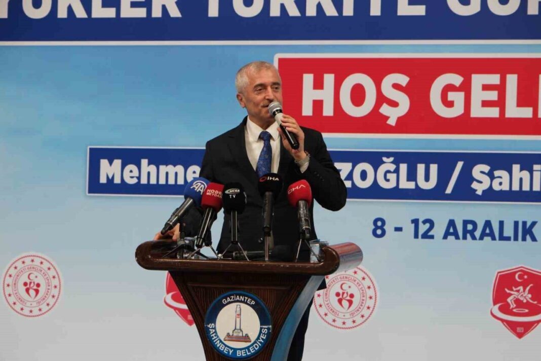 Gaziantep’te 907 Sporcunun Katılımıyla Büyükler Türkiye Güreş Şampiyonası Başladı