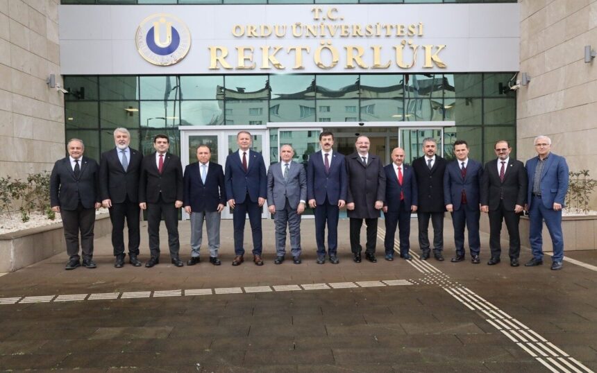 Üniversitelerarası Kurul (ÜAK) Yönetim Kurulu, 2025 Aralık toplantısını Ordu Üniversitesi’nde yaptı.