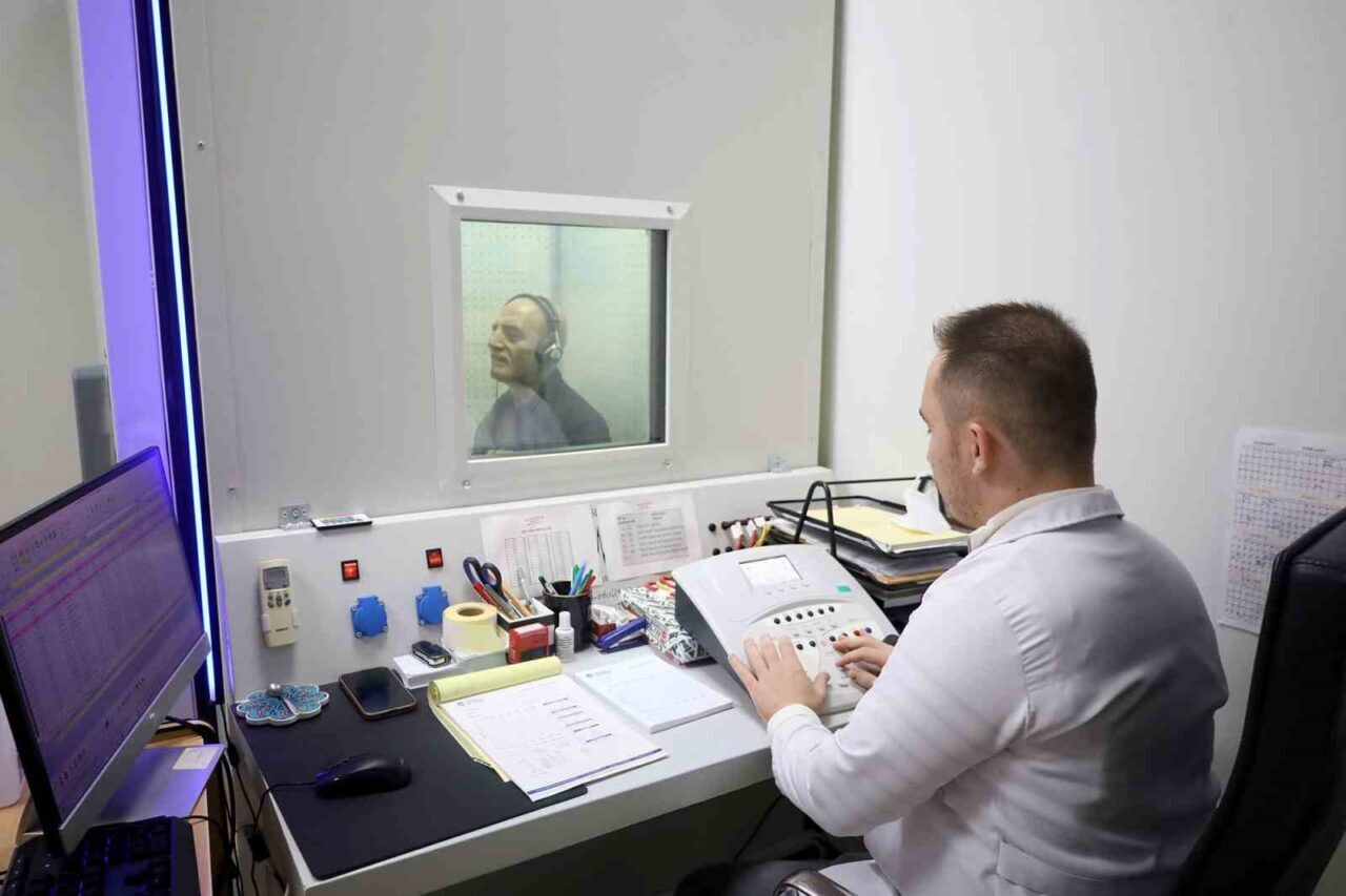 Sakarya Büyükşehir Belediyesi, 30 yılı aşkın süredir evli olan çiftlere