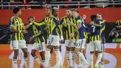 UEFA Avrupa Ligi 6. haftasında Fenerbahçe, Brann'ı 3-0 yenerek ilk