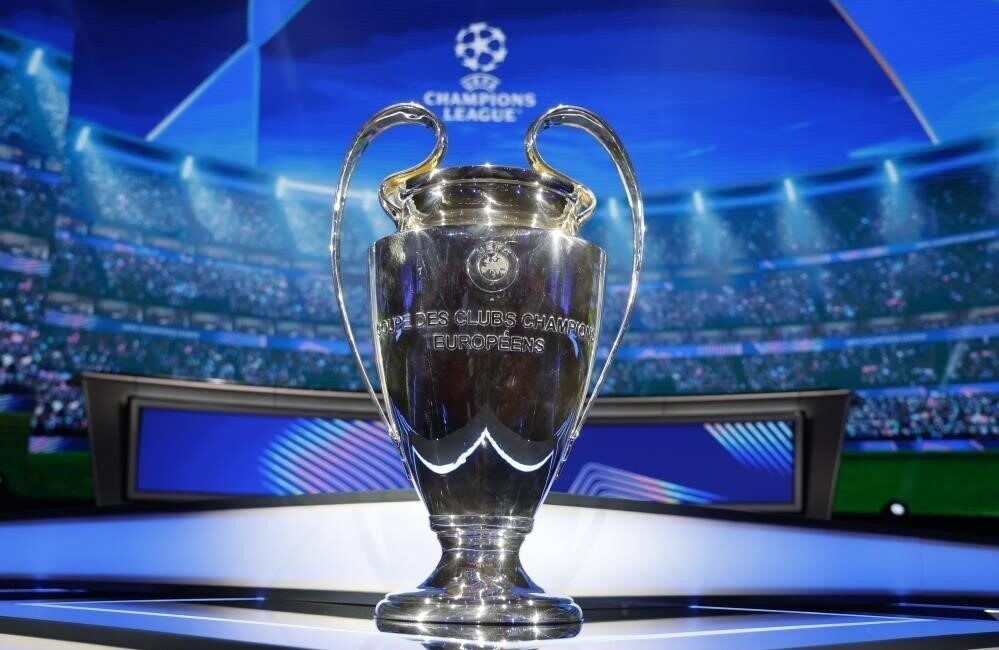 UEFA Şampiyonlar Ligi’nin 6. Haftası Başlıyor: Yarın ve Çarşamba Günü Önemli Maçlar Oynanacak UEFA Şampiyonlar Ligi'nde 6. hafta heyecanı başlıyor. İlk maç yarın