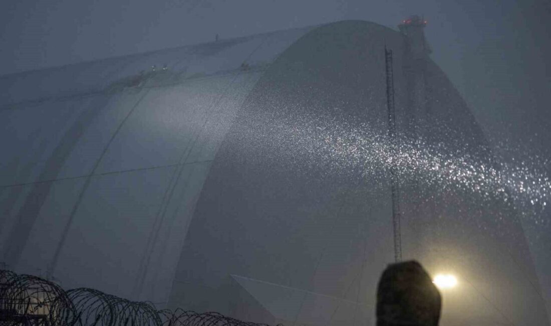 Uluslararası Atom Enerjisi Ajansı, Çernobil Nükleer Santrali'ndeki güvenlik kalkanının insansız