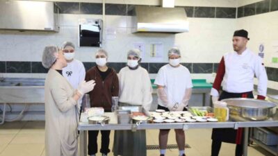 Eskişehir'de Hızır Bey Kredi ve Yurtlar Kurumu'nda düzenlenen "Ninemin Tarifleri"