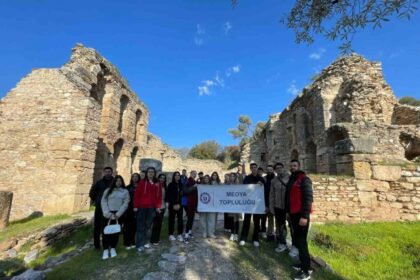 Adnan Menderes Üniversitesi’nden Nysa Antik Kenti’ne Eğitim ve Kültür Gezisi Düzenlendi