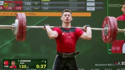 Uşak Üniversitesi Spor Bilimleri Fakültesi 3. sınıf öğrencisi Anıl Gökçen,