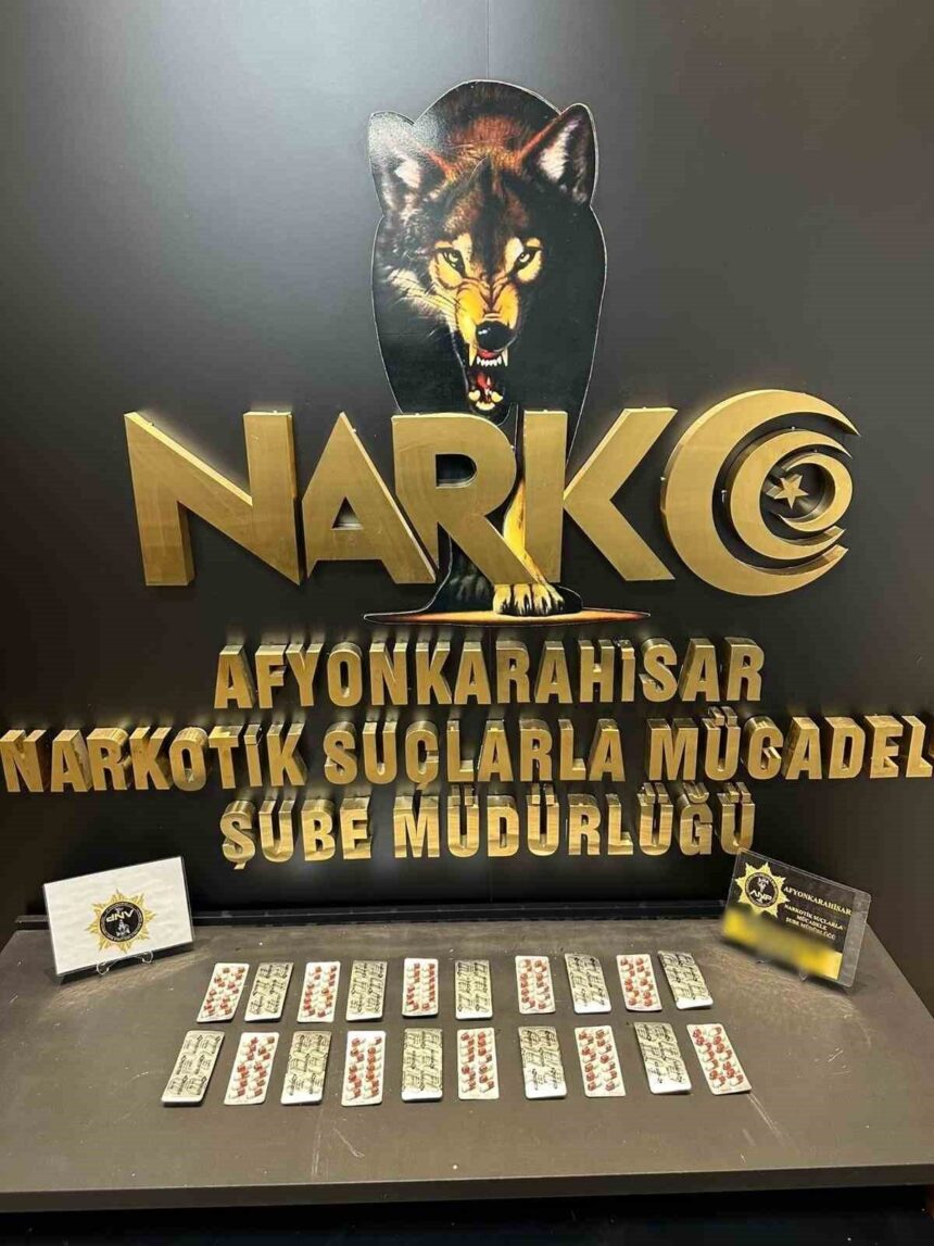 Afyonkarahisar’da uyuşturucu operasyonunda 280 hapla yakalanan kişi tutuklandı.