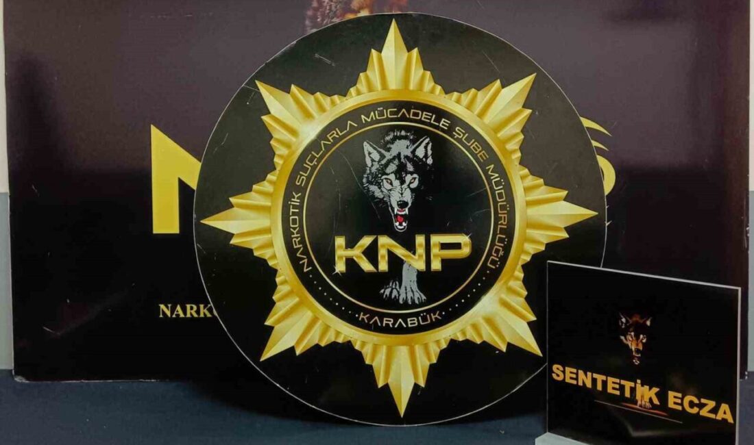 Karabük’te gerçekleştirilen uyuşturucu operasyonunda 4 kişi gözaltına alındı, 2 şüpheli tutuklandı. Karabük'te gerçekleştirilen narkotik operasyonlarında 4 kişi gözaltına alındı. 2 şüpheli
