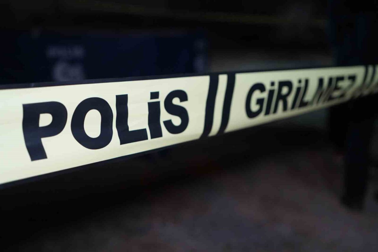 Kırıkkale'de uzman çavuş Mesut Yurt (39), boşanmasına yol açtığını iddia