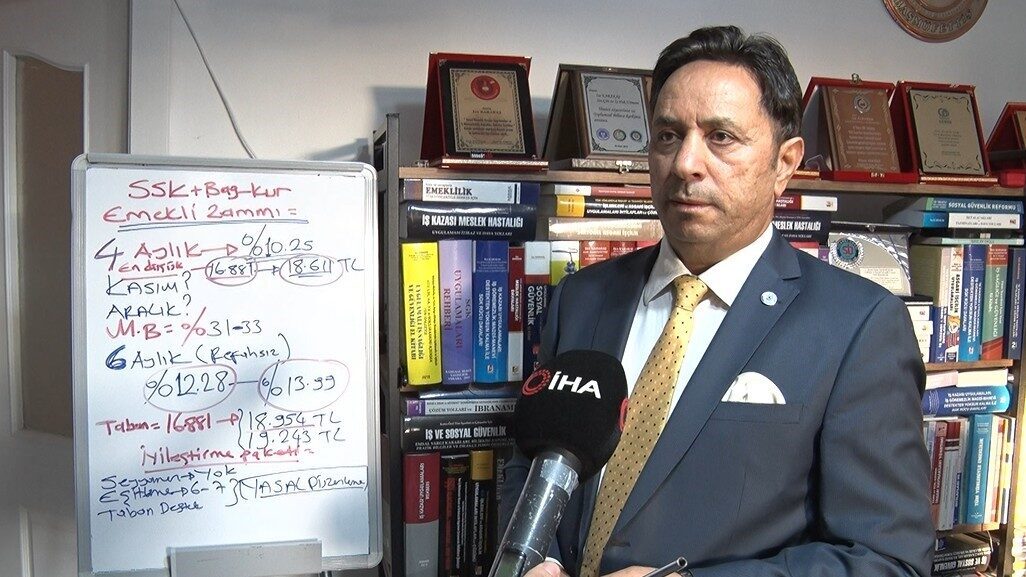 Sosyal Güvenlik Başuzmanı İsa Karakaş, emekli maaşlarına ilişkin değerlendirmesinde, Ocak