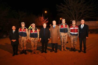 Vali Aydoğdu, Ergan Dağı Kayak Merkezi’nde Güvenlik Görevlilerine Moral Ziyareti Gerçekleştirdi