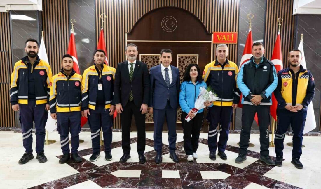 Tunceli Valisi Şefik Aygöl, Acil Sağlık Hizmetleri Haftası nedeniyle sağlık