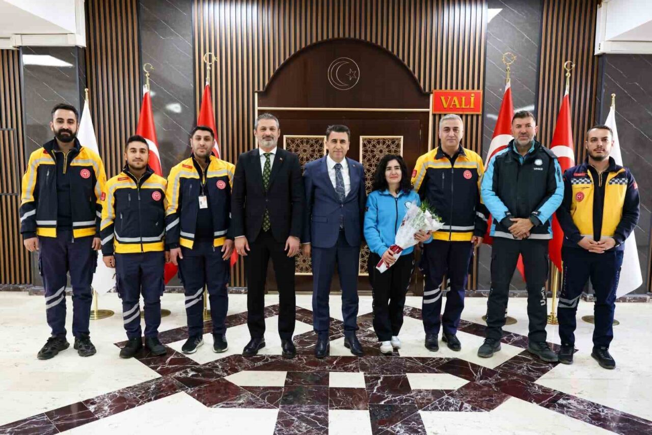 Tunceli Valisi Şefik Aygöl, Acil Sağlık Hizmetleri Haftası nedeniyle sağlık