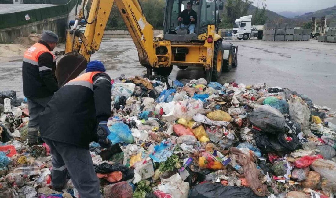 Canik Belediyesi, Otonom Takip Sistemiyle Kayıp Ziynet Eşyasını Sahibine Ulaştırdı Samsun'un Canik Belediyesi, çöp kamyonlarındaki otonom takip sistemi sayesinde kaybolan