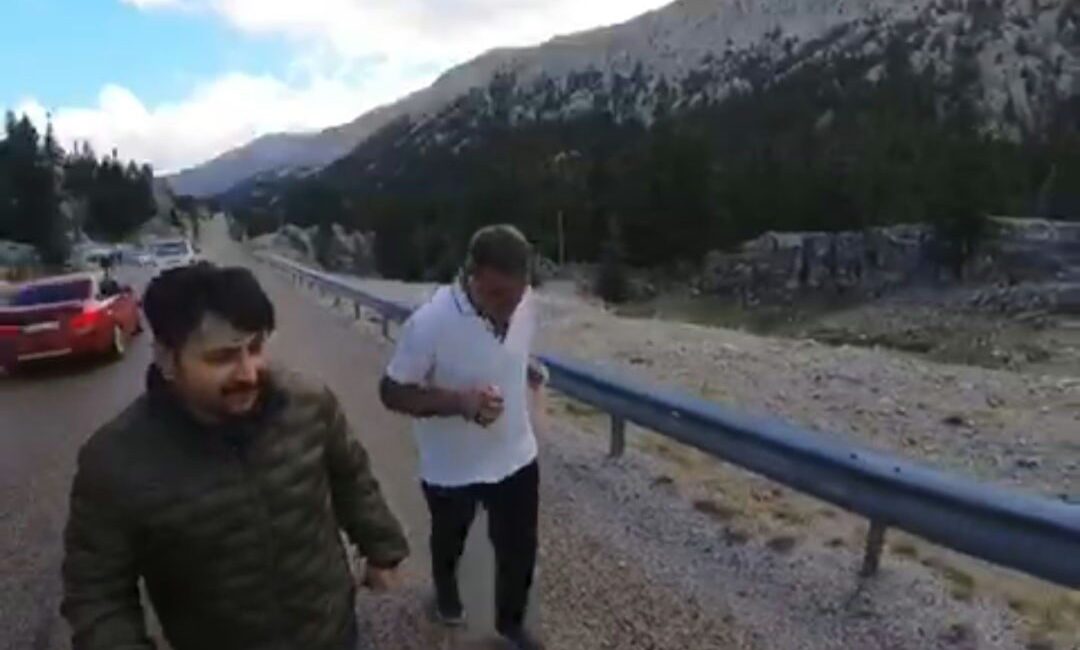 Bozkır’da Sağlıklı Yaşam İçin 10 Kilometre Koşuldu Konya'nın Bozkır ilçesinde vatandaşlar, sağlıklı yaşam bilincini artırmak amacıyla 10