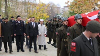 Düzce’de Kıbrıs Gazisi Muharrem Arıkan, kanser nedeniyle hayatını kaybetti. Yeşiltepe