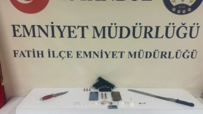 İstanbul Fatih'te uyuşturucu ticareti yapan 7 kişi yakalandı. Aramalarda 35,5
