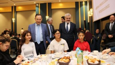 Yalova'da 3 Aralık Dünya Engelliler Günü dolayısıyla özel eğitim öğrencileri