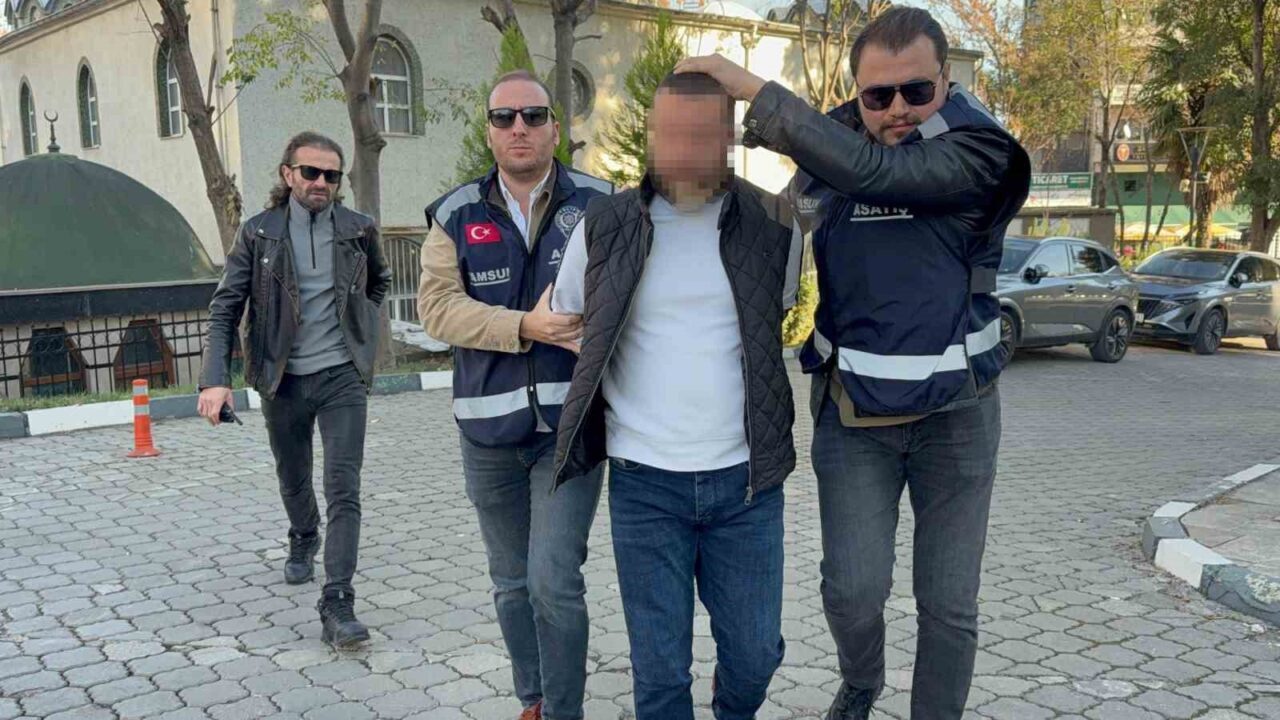 Samsun'un Kışla Mahallesi'nde R.K., üzerine kurşun yağdırılan bir nakliyatçı oldu.