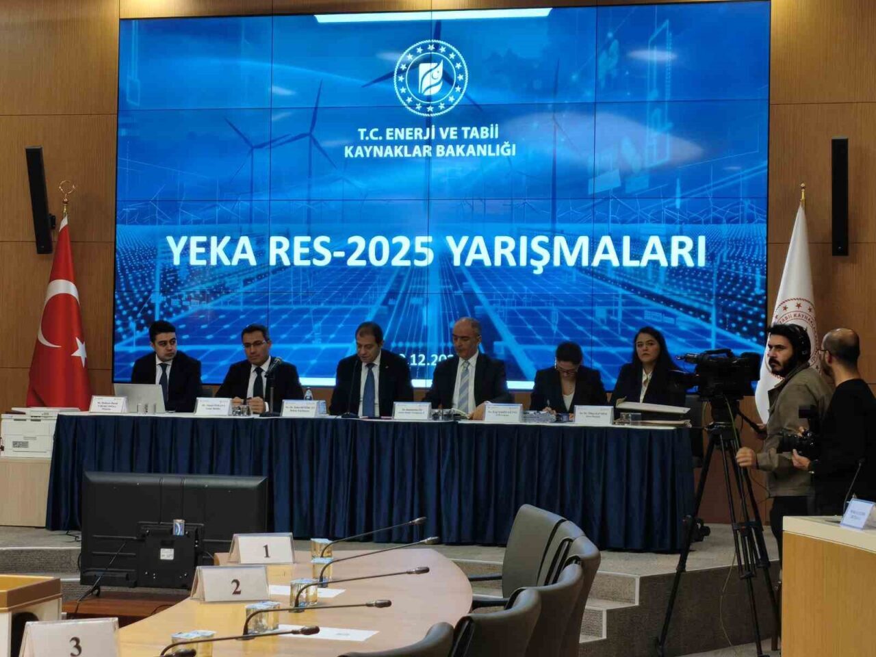 YEKA Rüzgar Enerji Santrali (RES)-2025 Yarışmaları'nda 30 firma, 6 projeye