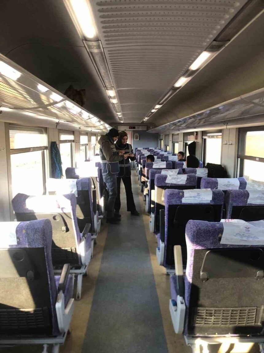 Yerköy Emniyet Müdürlüğü ekipleri, Güney Ekspres treninde güvenlik denetimi yaptı.