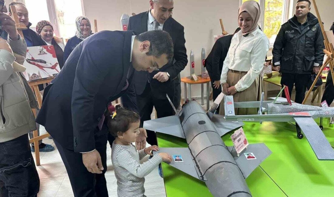 Bozkır’daki Anaokulu Öğrencileri, Yerli Malı Haftası’nda Savunma Sanayi Ürünlerinin Maketlerini Sergiledi Konya’nın Bozkır ilçesindeki Remzi Demirci Anaokulu, Yerli Malı Haftası kapsamında