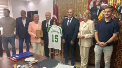 Kütahya'nın Gediz ilçesindeki Yeşilçayspor, kardeş kulübü Almanya'nın SV Nienhagen'den davet